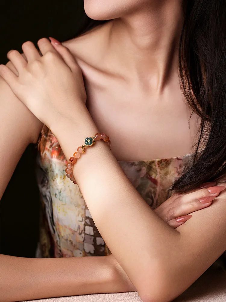 Blushing Elegance- Icelike Nanhong Crystal Bracelet