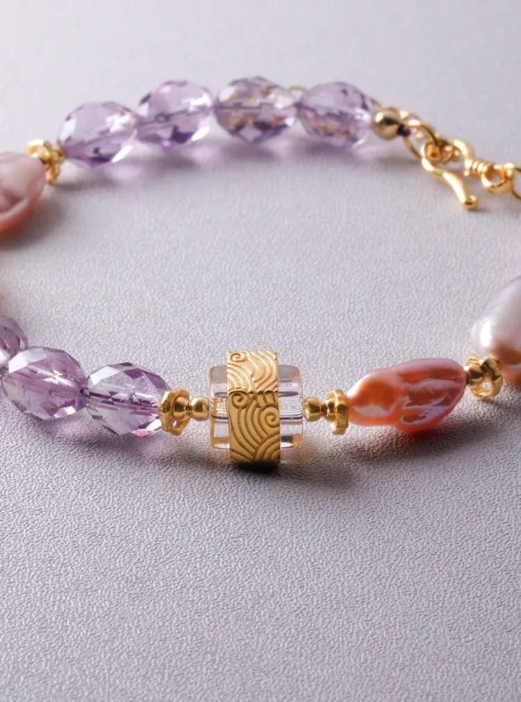 Soul Whisper- Amethyst & Freshwater Pearl Bracelet